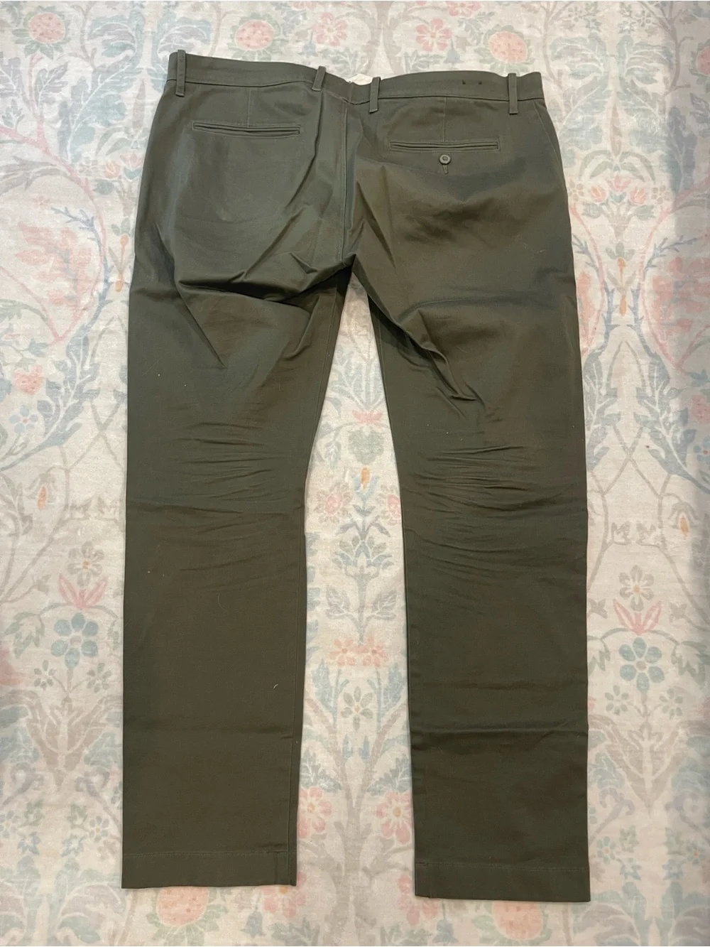 J. Crew Men's Olive Chinos 36/32 Stretch
